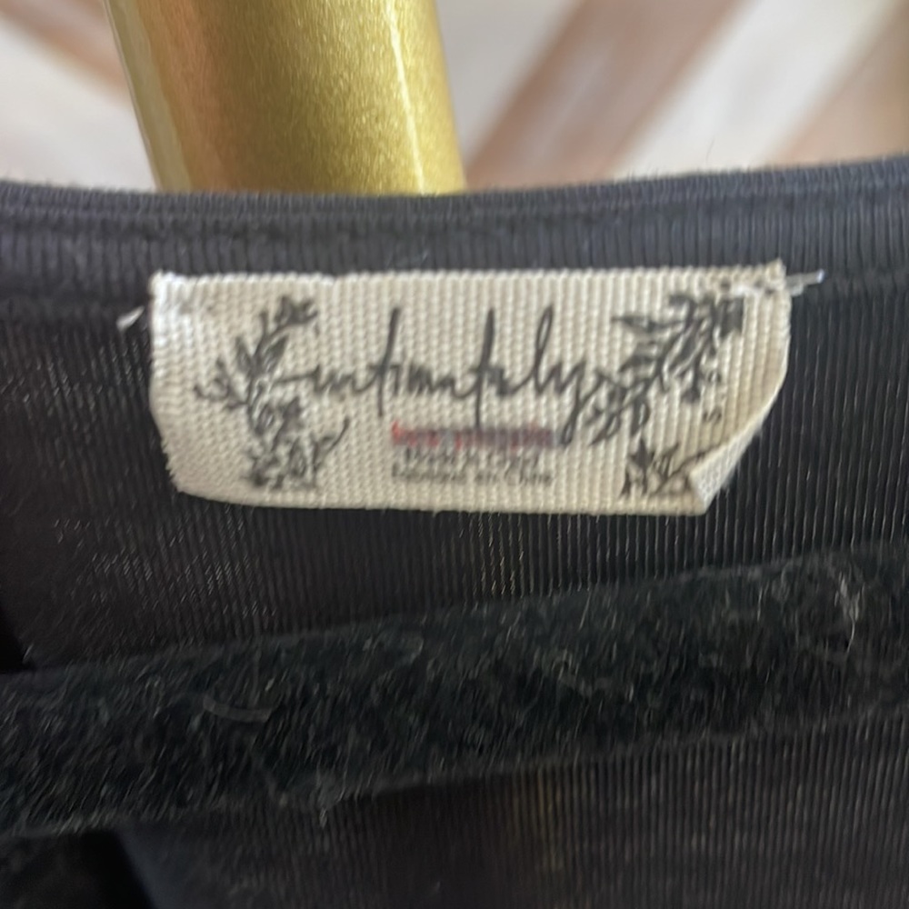 Free people intimately black & lace top - Picture 4 of 7